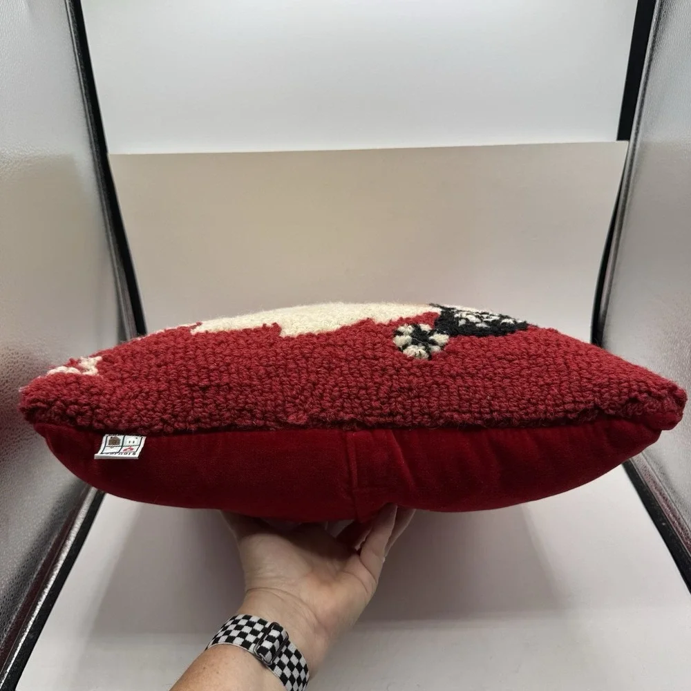 Chandler 4 Corners Hand Hooked 100% Wool Pillow Santa Christmas Laura Megroz